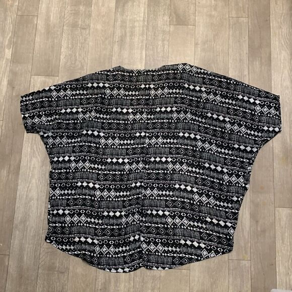 Womens Miss Me Aztec Boho Lightweight Open Front Cardigan Beach Duster - Picture 2 of 7